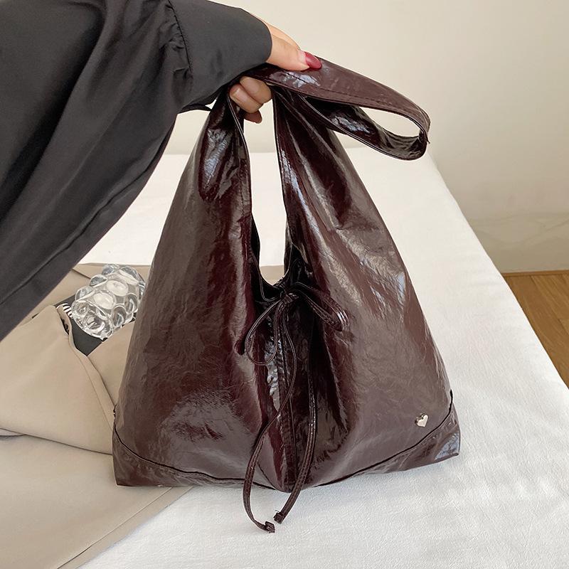 Niche Underarm Bag Large-capacity Simple Single-shoulder Bag Fashionable and Stylish Shopping Bag for Women
