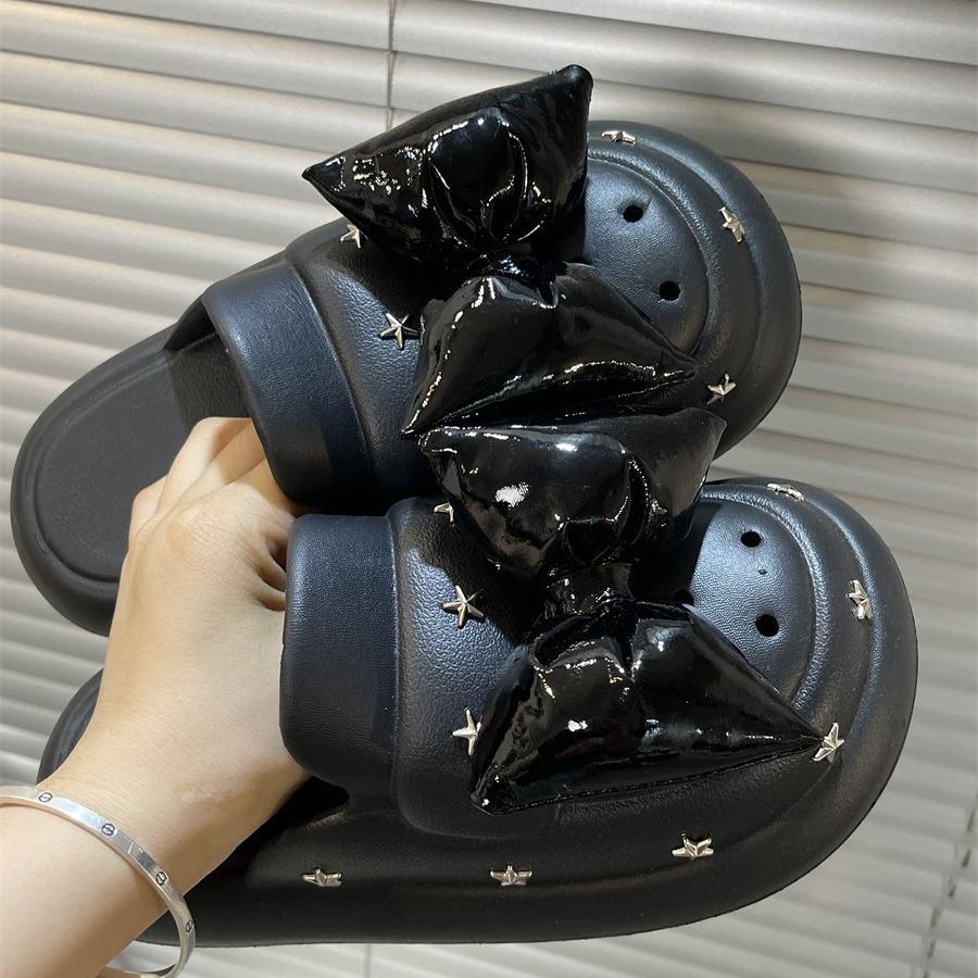 New Summer Hole Shoes Slippers Women's Outer Wear Summer Thick-soled Going Out Sandals Bag Head Drag