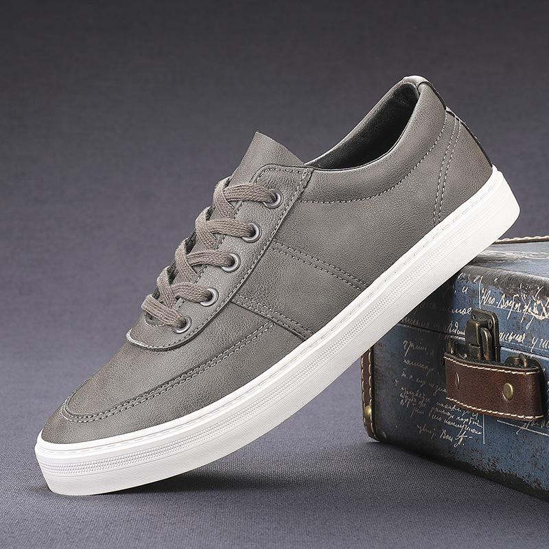 Spring New Men's Leather Shoes, Low Top Lace Up Soft-sole Shoes Breathable Fashionable and Versatile Casual Shoes Simple Men