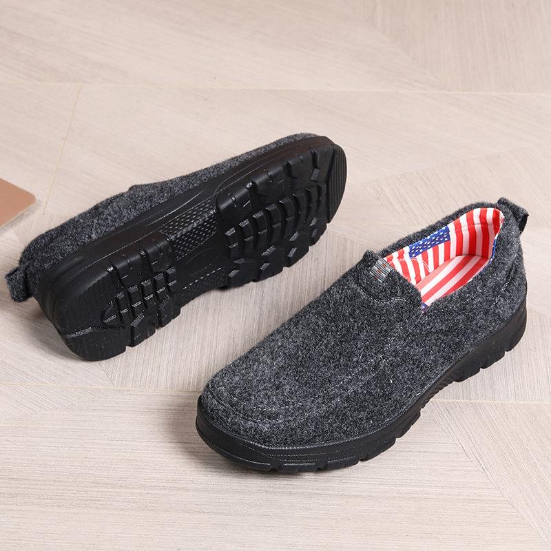 

Мужская обувь новая обувь из кашемировой ткани мужские лоферы на одной педали летняя не пахнущая ноги закрывающая ноги круглый носок повседневная обувь 40 серый