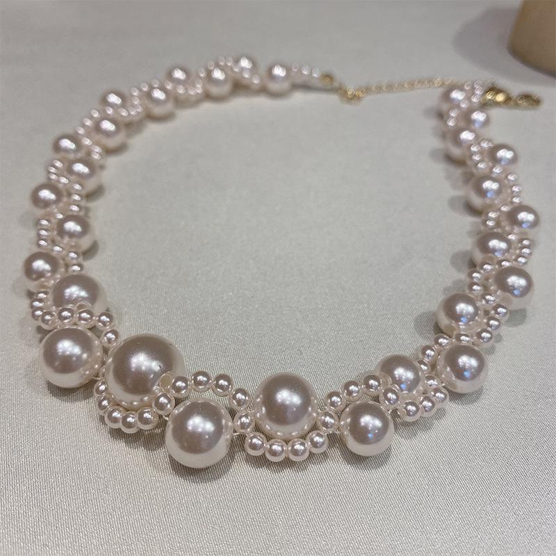 Diamantbesetzte künstliche Perle Doppelkreis Liebesohrringe Französische Retro-Steckohrringe Exquisite Ohrringe Damen