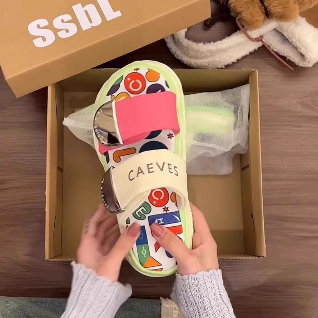 Internet celebrity platform slippers super fire 2025 new summer wear fashion graffiti heightening seaside Velcro beach sandals