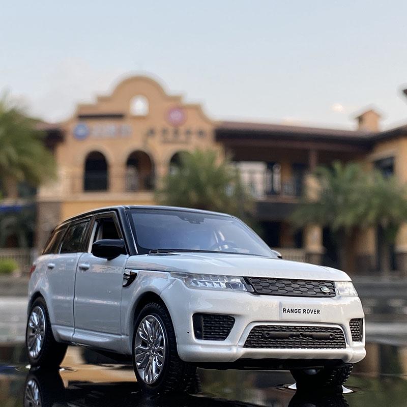 Linyi Toy Car Light 1:32 Range Rover Sports Suv Alloy Car Model Diecast & Toy Vehicles Metal Car Model Simulation Sound And Childrens Toy Gift