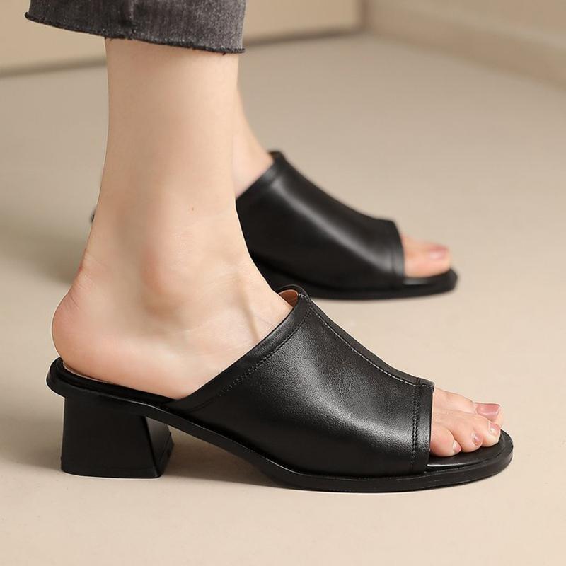 

Сандалии на массивном каблуке, женская верхняя одежда, летние сандалии с квадратной головкой, тапочки в стиле ретро, ​​пляжные сандалии на среднем каблуке 35 чёрный