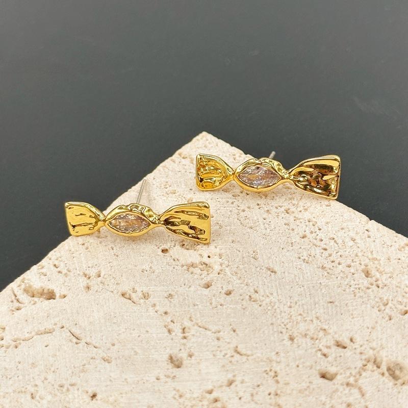 Autumn Women S Fashion High-End Stud Earrings High-End Personalized Zircon Candy Earrings