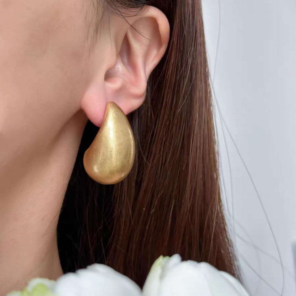 Bv Heavy Industry Hollow Water Drop Shape Earrings Simple And Old Matte Curved S925 Silver Needle Niche Earrings Women