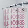Ensemble Rideau de Douche Chic Fille Boss Pour Décor de Bain Design Typographie Rose Dégradé Matériau en Tissu Durable Avec Crochets Inclus