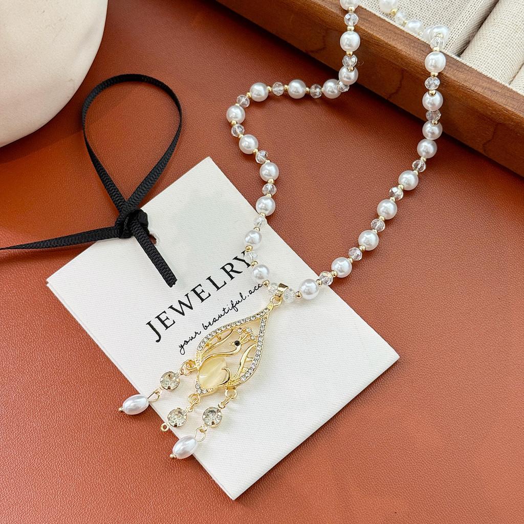 New Chinese Style Peacock Pearl Necklace With Alloy Pendant For Women