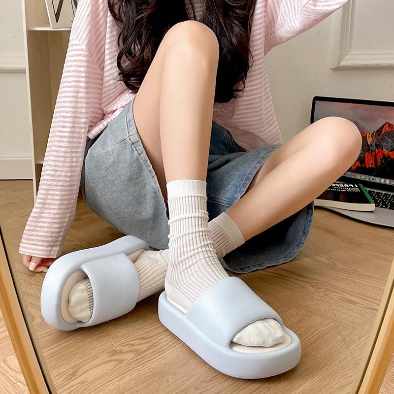 Green Shit-stepping Thick-soled One-word Slippers Women's Summer Wear Soft-soled Non-slip Cool Slippers