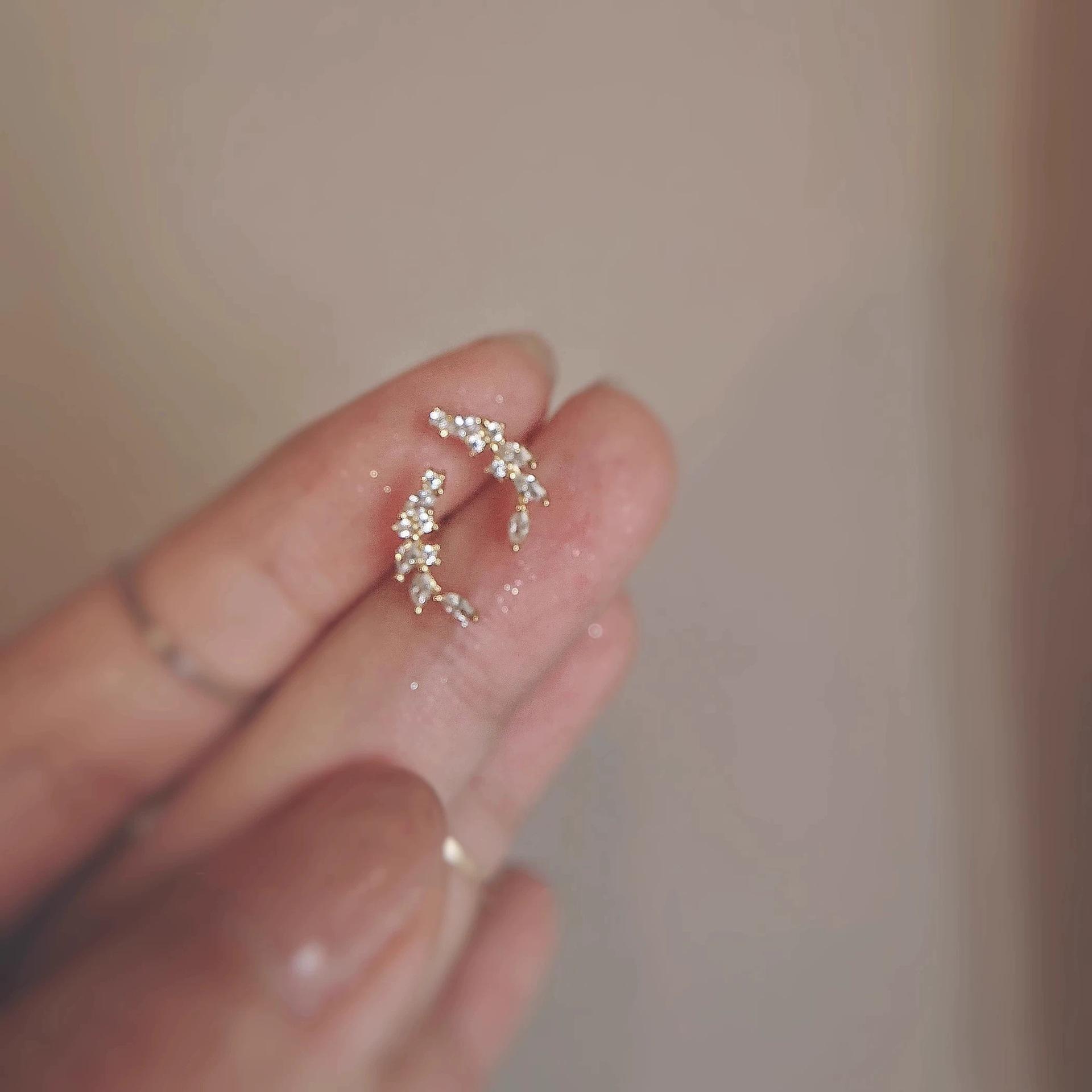 

Wheat stud earrings female French gentle temperament exquisite niche design high sense cold wind temperament earrings ear jewelry