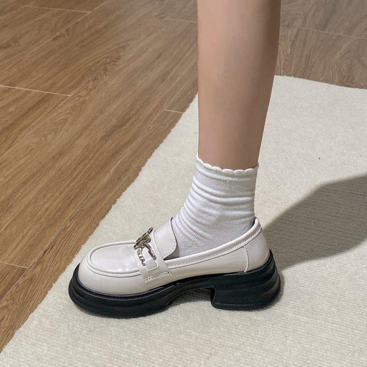 British style small leather shoes women's spring 2025 new metal butterfly platform loafers one pedal with skirt single shoes