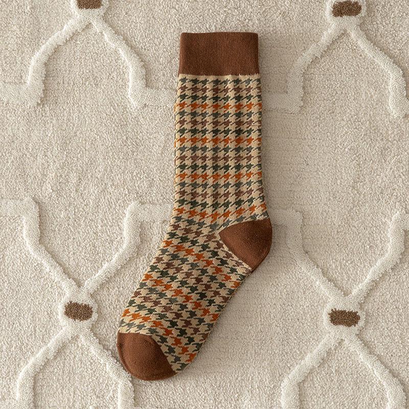 Women's Japanese Retro Mid-Calf Ruffle Socks - Thick, Warm, Cotton for Autumn and Winter