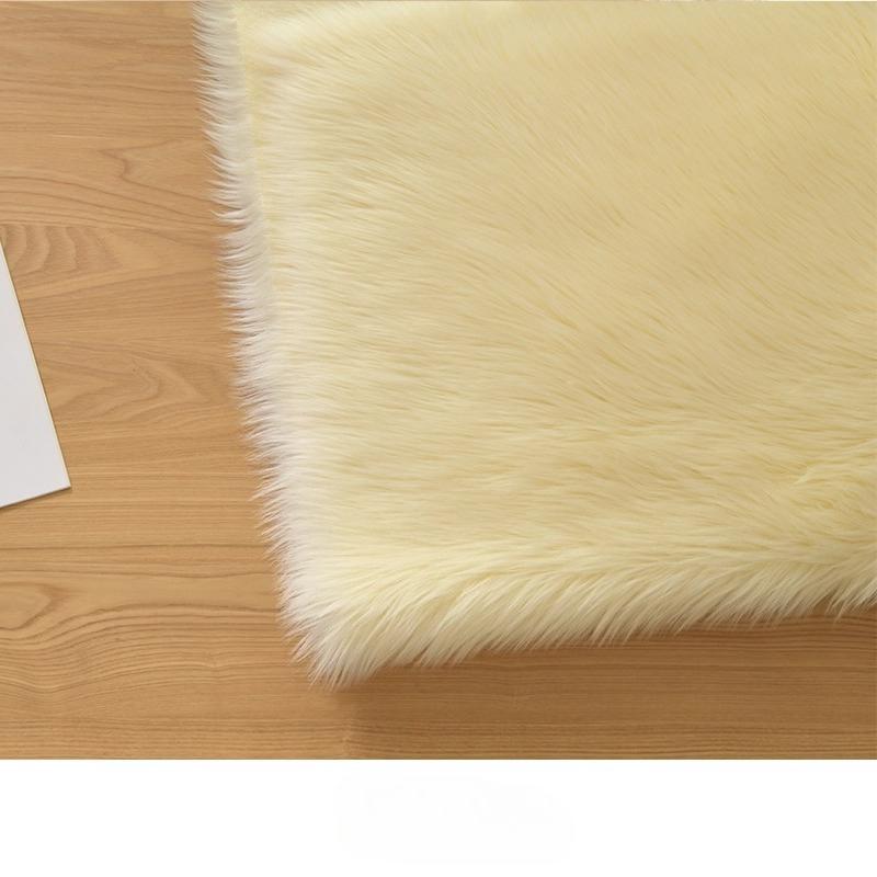 4cm Plush Fabric Soft and Smooth Fursuit Fur Fabric 50x160cm DIY Clothing Doll Decorative Shaggy Fur Handmade Material
