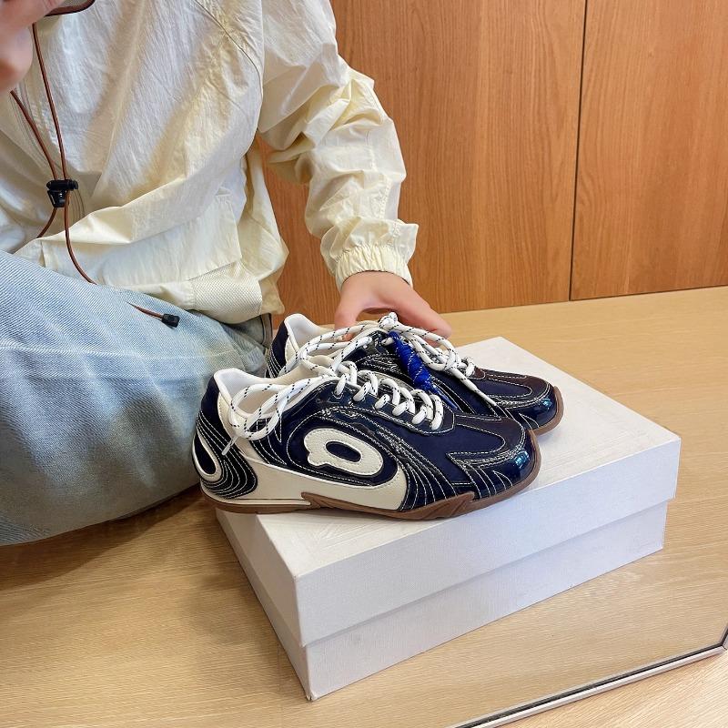 Retro Versatile Baseball Women's Autumn New Breathable Thin Bottom Casual Sports Racing Car