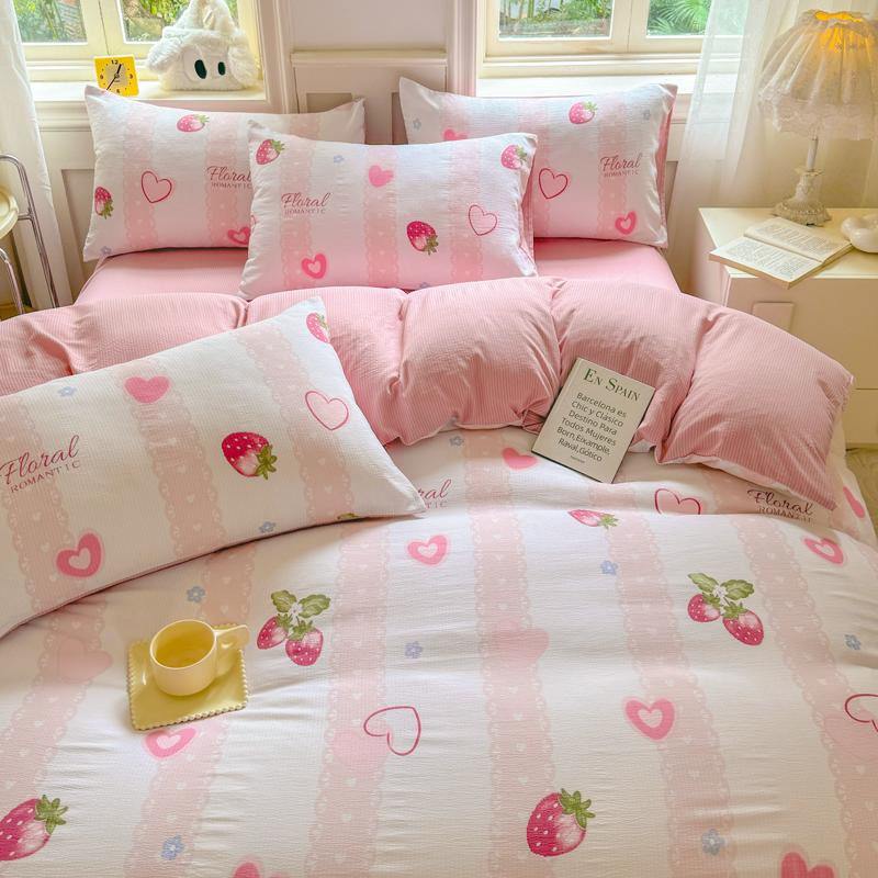 Romantic Floral Love Heart Duvet Cover Queen 4 Pcs Kawaii Strawberry Bedding Set For Girl Teen Reversible Pink Comforter Cover