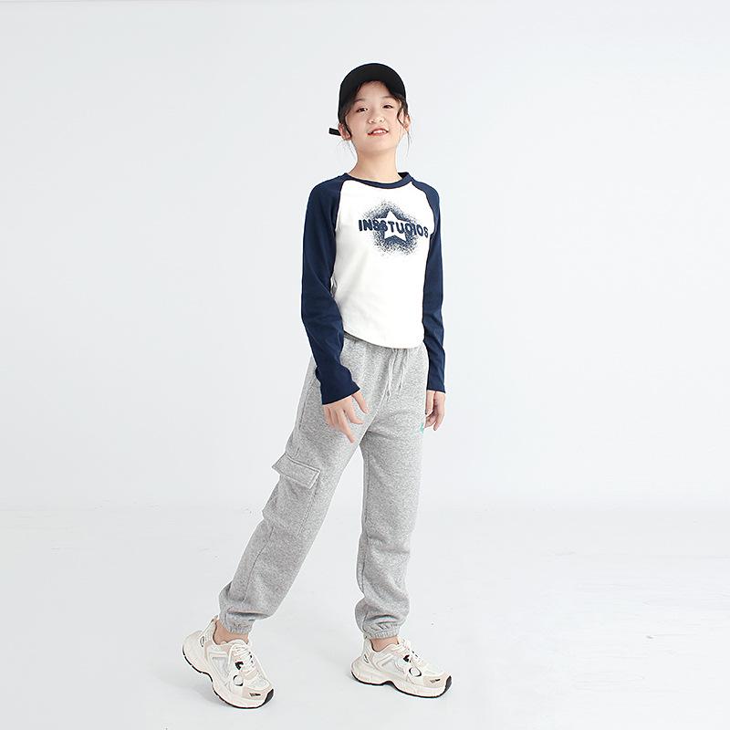 Neue langärmlige T-Shirts im koreanischen Stil für Mädchen - Warm, kurz und stilvoll für Frühling und Herbst