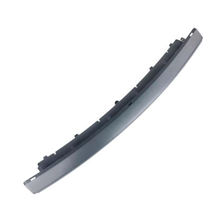 DXJ500040: Front Bumper Lower Central Deflector for Land Rover Range Rover III