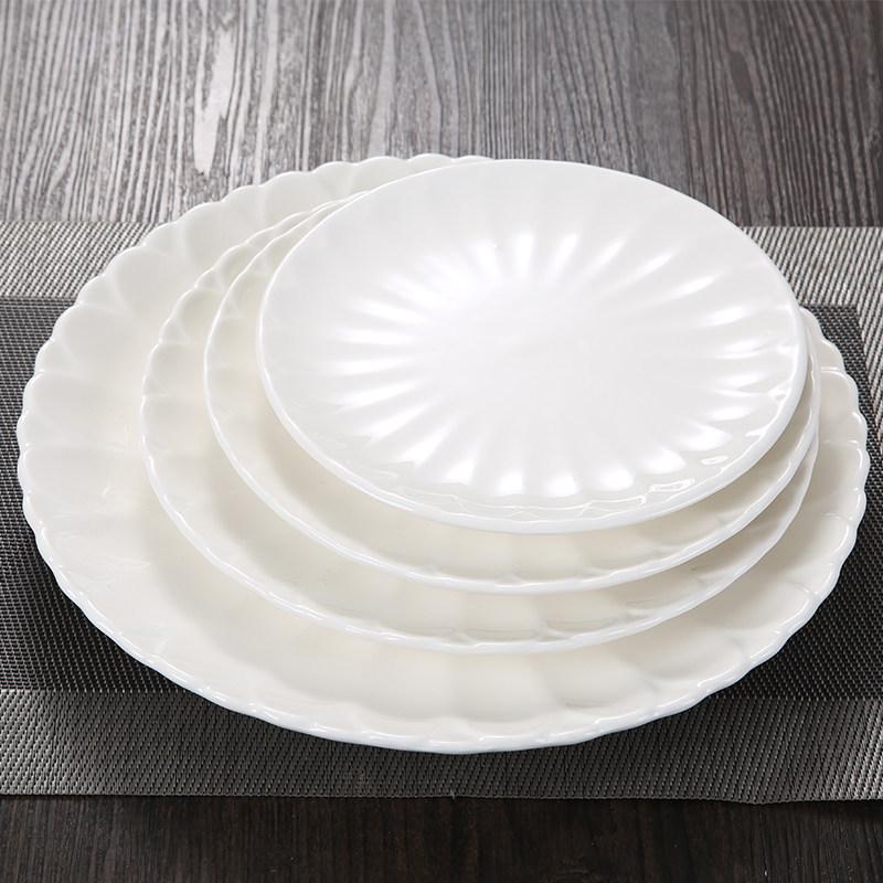 Chrysanthemum Ceramic Plate - Floral Shallow Round Plate for Snacks & Steak - Chinese Style