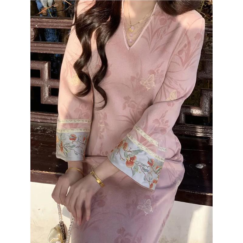 New Chinese Style Embroidered Cheongsam Dress