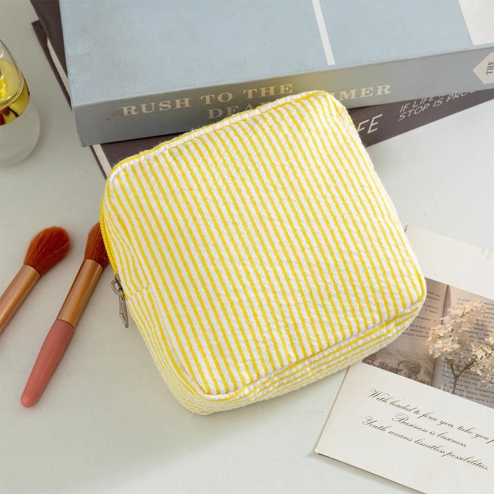 High Quality Durable Seersucker Sanitary Napkin Pouch Striped Pattern Multi-functional Mini Makeup Bag Cosmetic Bag Women