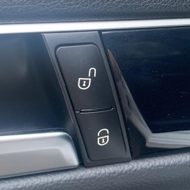 4 teile/satz Autotür Entriegeln Tasten Dekoration Abdeckung Trim Für Mercedes Benz ABCE GLA CLA GLK GLE CLS ML GL W204 W212 W246