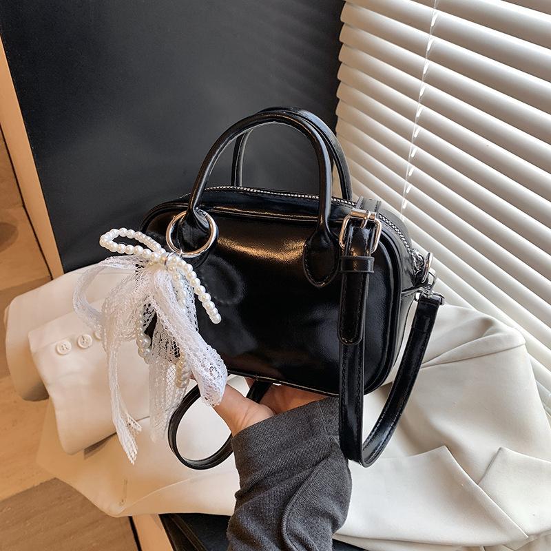 Korean Ins Cute Girl Dopamine Hand Carry Small Square Bag 2025 Summer New High-end Fashion Shoulder Bag