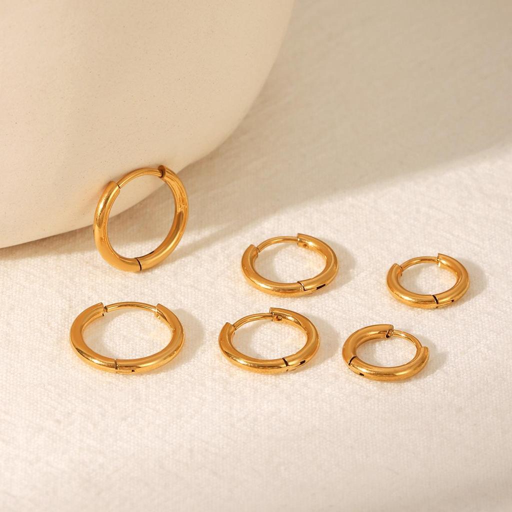 18k Gold Stainless Steel Hoop & Ear Cuff Set - European & American Style, Simple & Versatile Titanium Steel Jewelry.