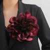 Handgefertigte Stoffblumen-Brosche für Damen Pfingstrosen-Anstecknadel Modisches Accessoire