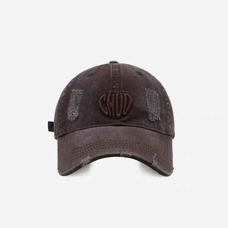

Fashionable and Retro Aged Perforated Washed Baseball Caps for Both Men and Women Korean Version with Letter Embroidery Baseball Caps adjustable