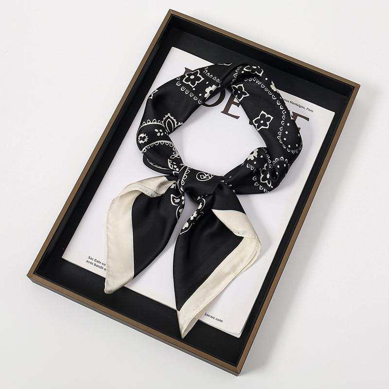 Minimalist Dotted Print Designer Scarf Women 70x70cm Lightweight Silk Scarves Luxury Elegance Bandana Neckerchief Shawl Kerchief