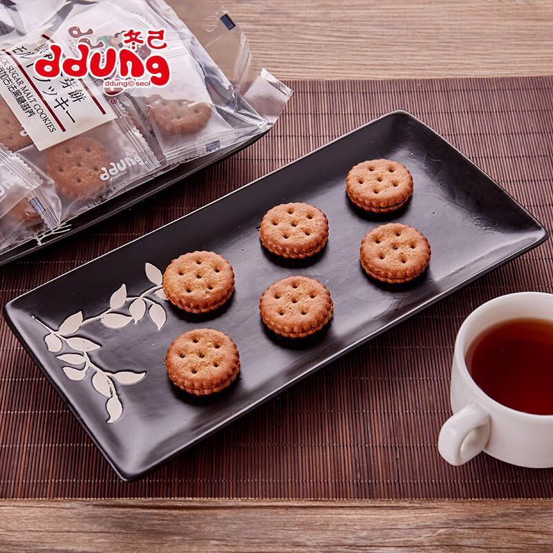 Dong Ji Brown Sugar Malt Sandwich Cookies