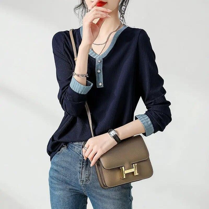 

Весенне-осенние контрастные цвета, модные футболки с v-образным вырезом, женские уличные повседневные свободные расклешенные хлопковые универсальные пуловеры с вышивкой XXXL темно-синий