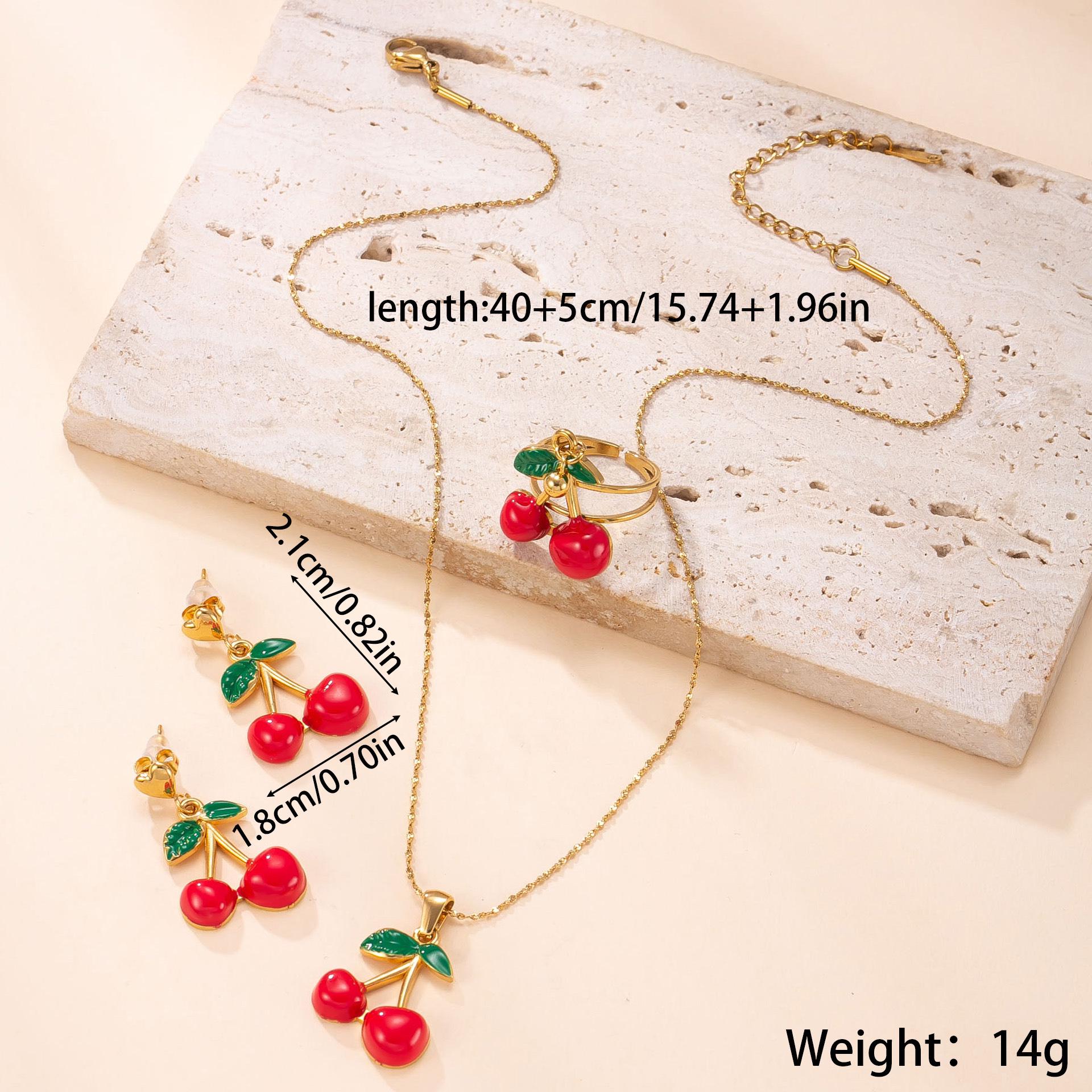 

Ожерелье из нержавеющей стали, серьги-гвоздики в виде клубники и вишни, свежие, кольцо из титановой стали