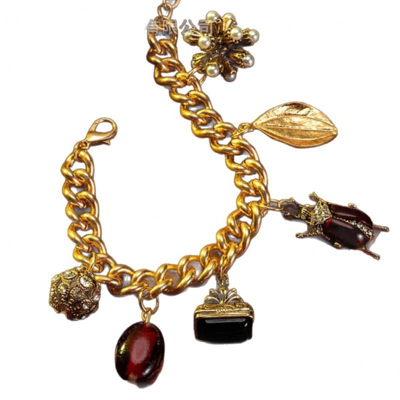 Cross Border Hot Retro Palace Style Insect Leaf Hanging Pendant Bracelet Zircon Pearl Exaggerated