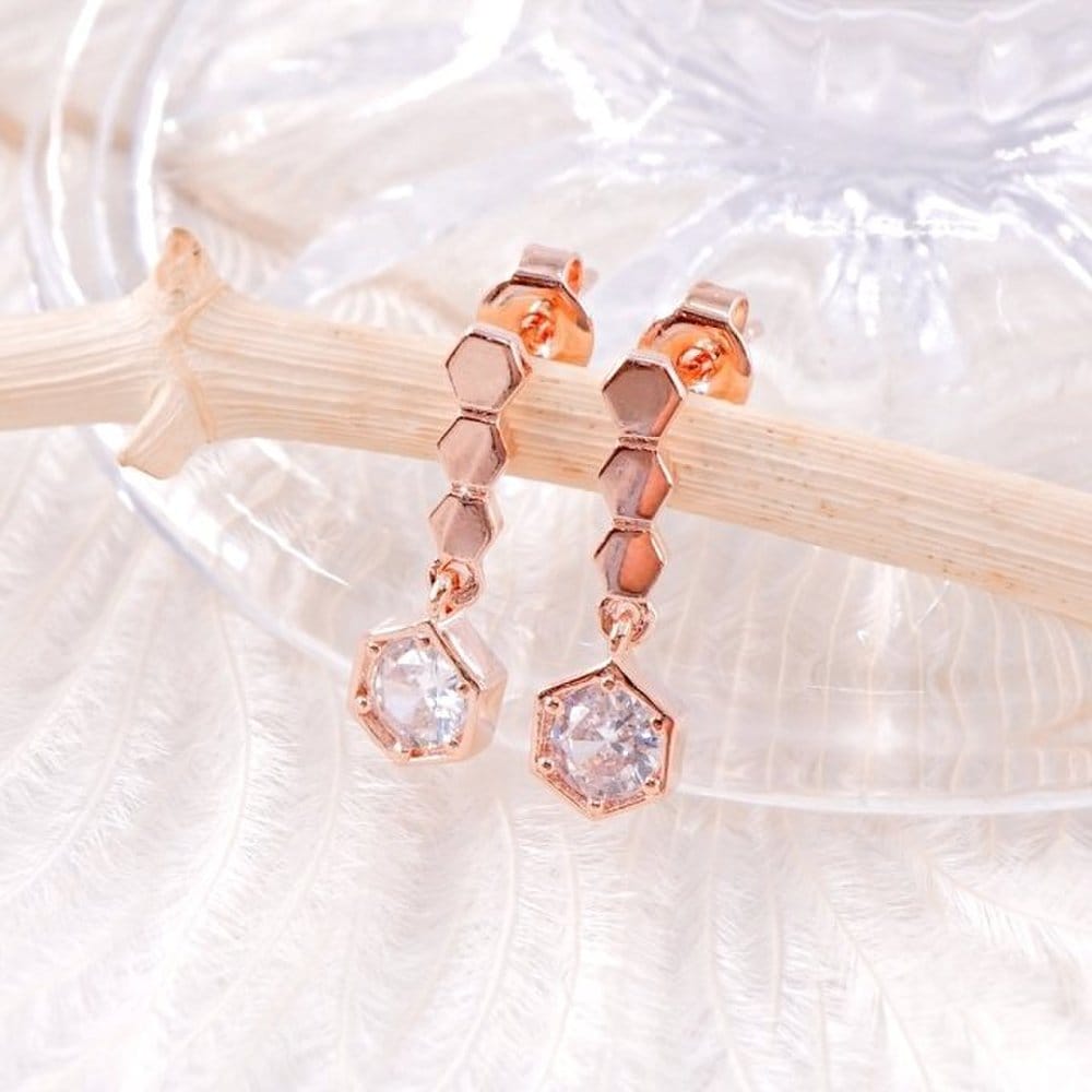 [Opal House] 925 Silver Honeycomb Cubic Earrings Opque5158