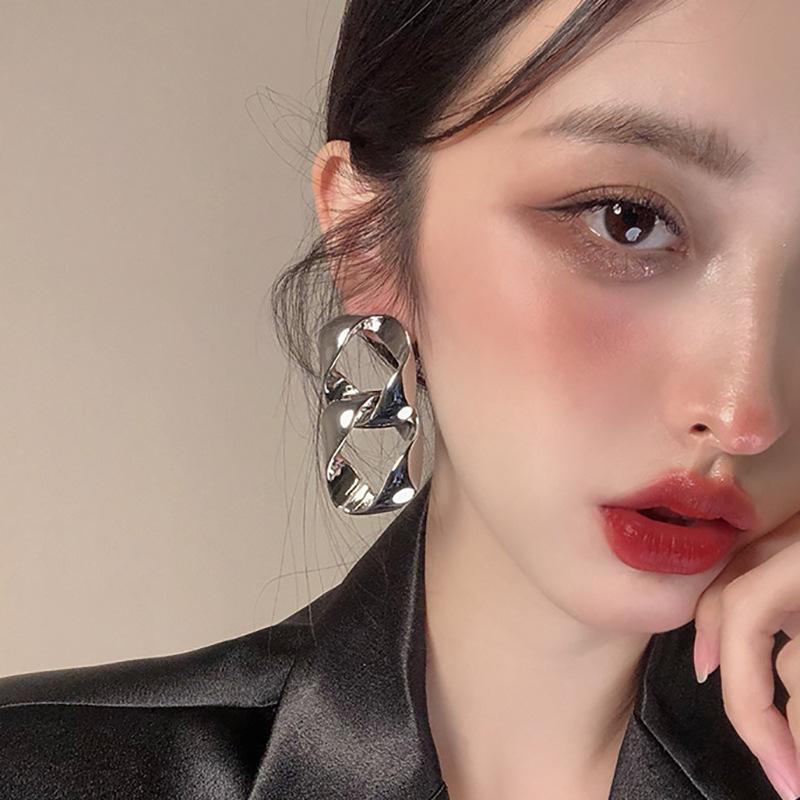 Modne kolczyki zwisające z przesadnym łańcuchem dla kobiet w kolorze złotym, fajne kolczyki punkowe, biżuteria modowa na prezent