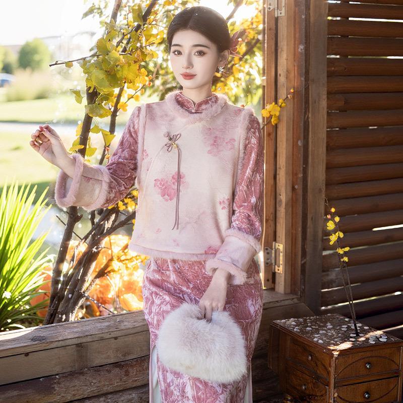 Fleece winter clothing national style new Chinese long-sleeved improved cheongsam winter thick vest two-piece women's New Year's clothing