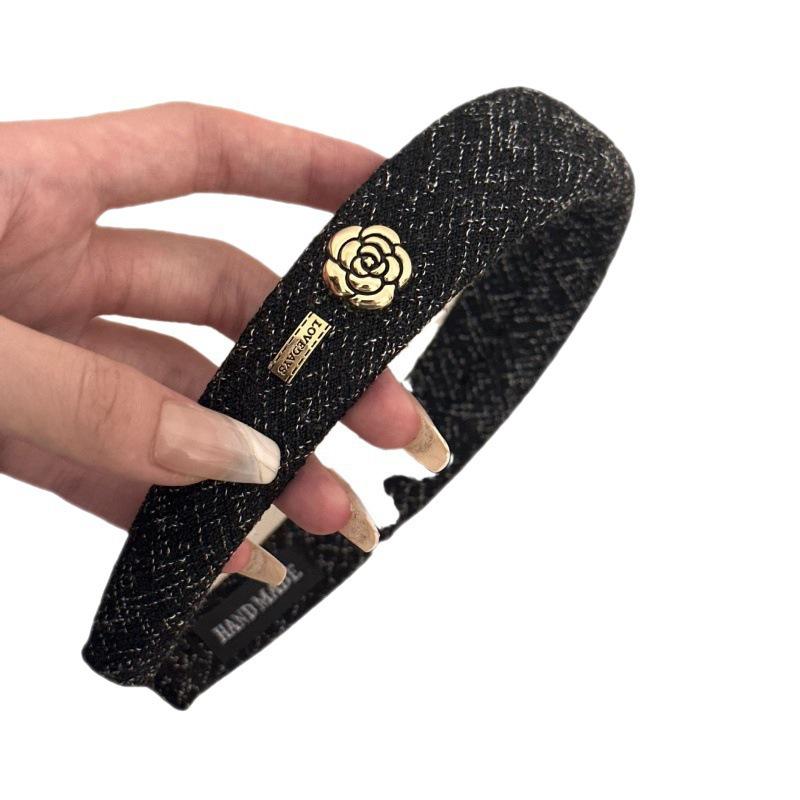 Luxuriöses Retro Gold Kamelien Schwamm Stirnband, Koreanischer Duft Stil