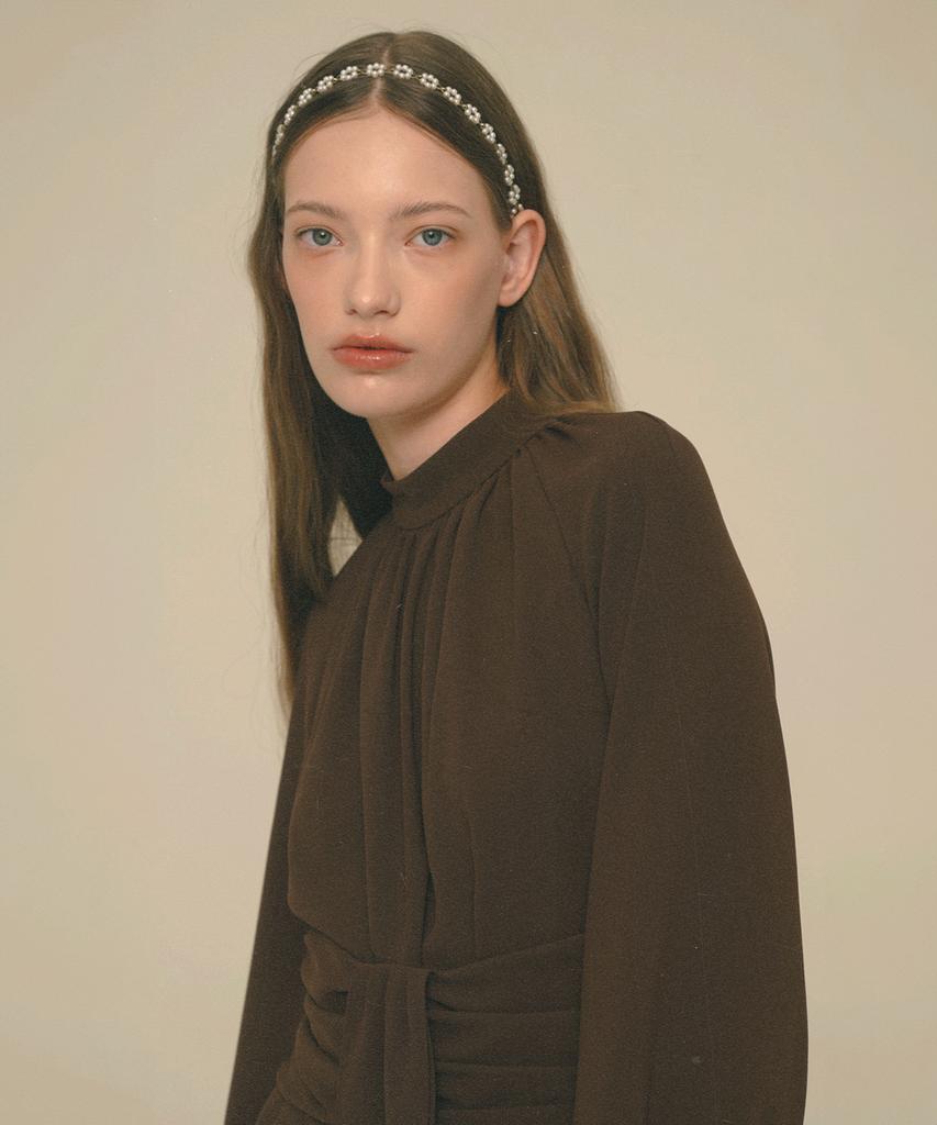 Aiseugadeuneiogongpal Tie Scarf Dress_Chestnut Brown
