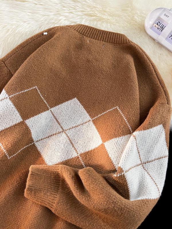 Hong Kong-Style Men's V-Neck Cardigan Sweater - Casual, Versatile, Loose Knit Outerwear for Autumn and Winter
