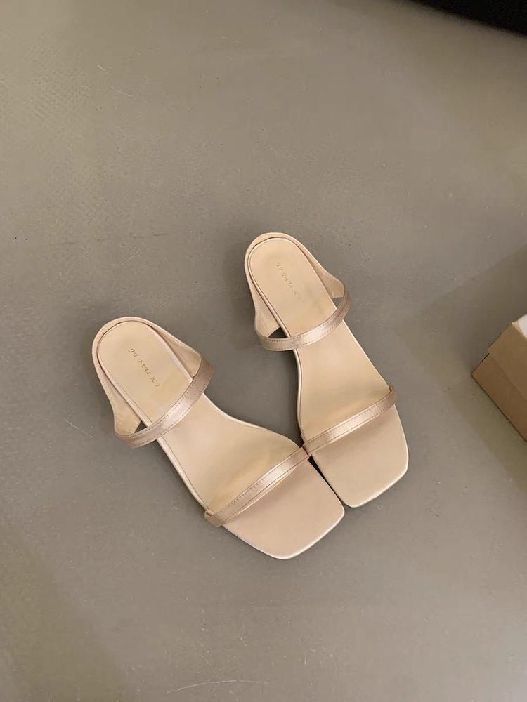 2025 summer Internet celebrities new sexy high-heeled sandals women wear square head open-toed fashion word with stiletto sandals