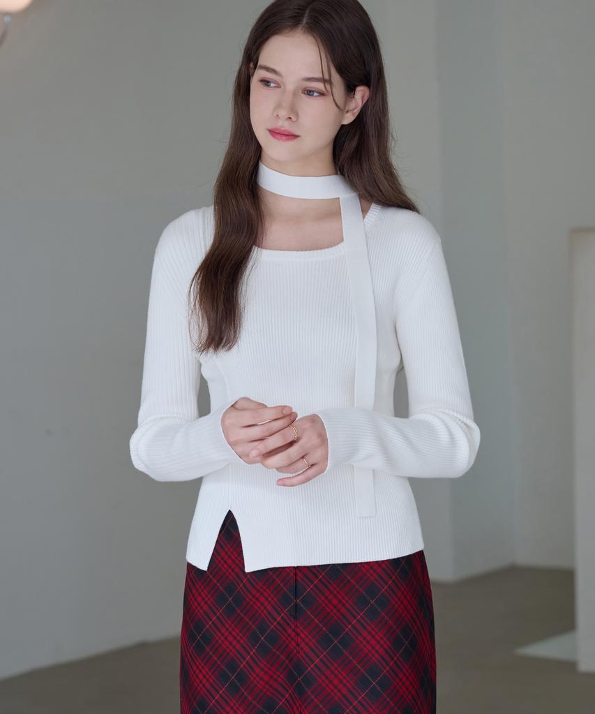 Deuloupisumeon Two-Face Slit Ribbed Knit Top [Black]