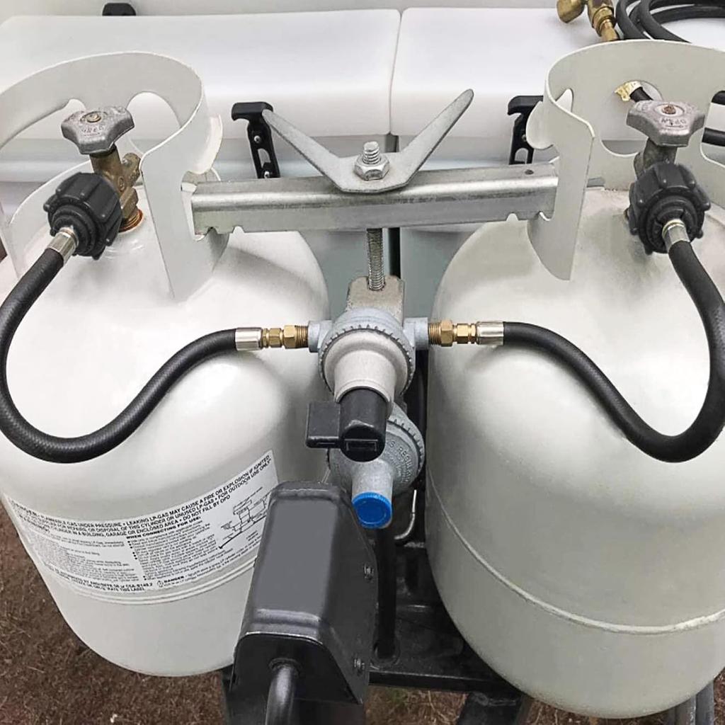 GASPRO 15 Inch RV Propane Hose With 1/4" Male Inverted, Camper Propane Hose Replacement For 2-Stage Auto Changeover Regulator, 2-Pack