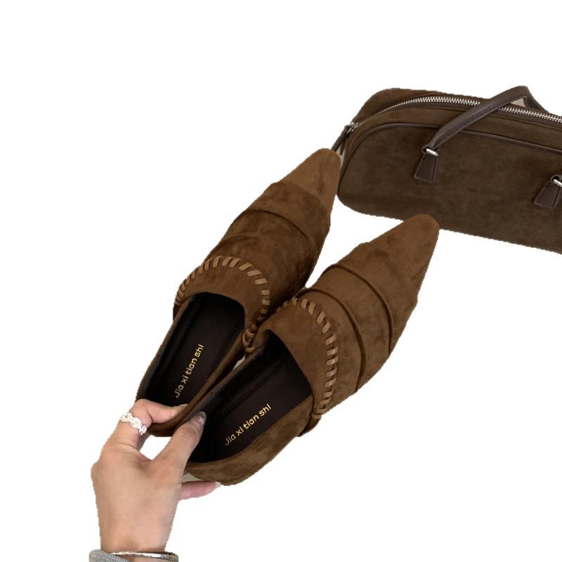 2025 autumn and winter large soft-soled splicing solid color dark-mouth pleated single shoes non-slip with skirt pointed versatile shoes