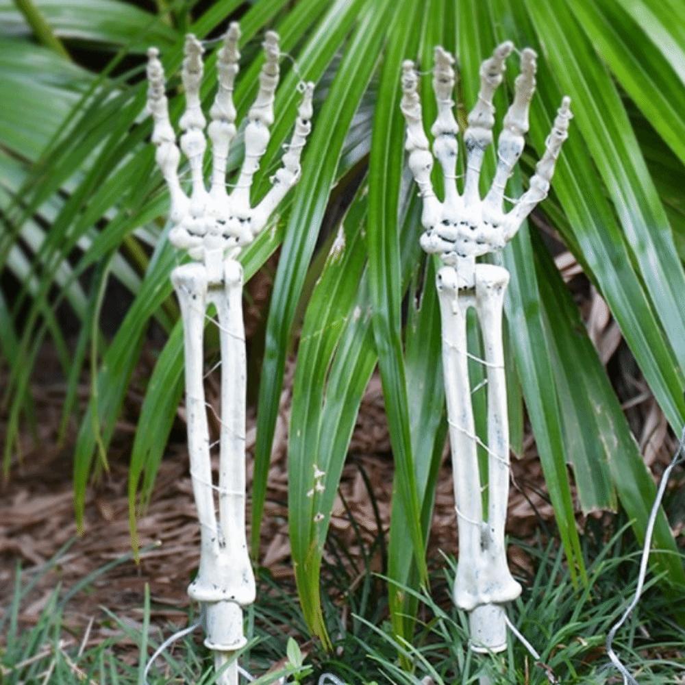 Exquisite Lighted Skeleton Hand Props LED Ghost Skeleton Hand Lamp  Halloween Party