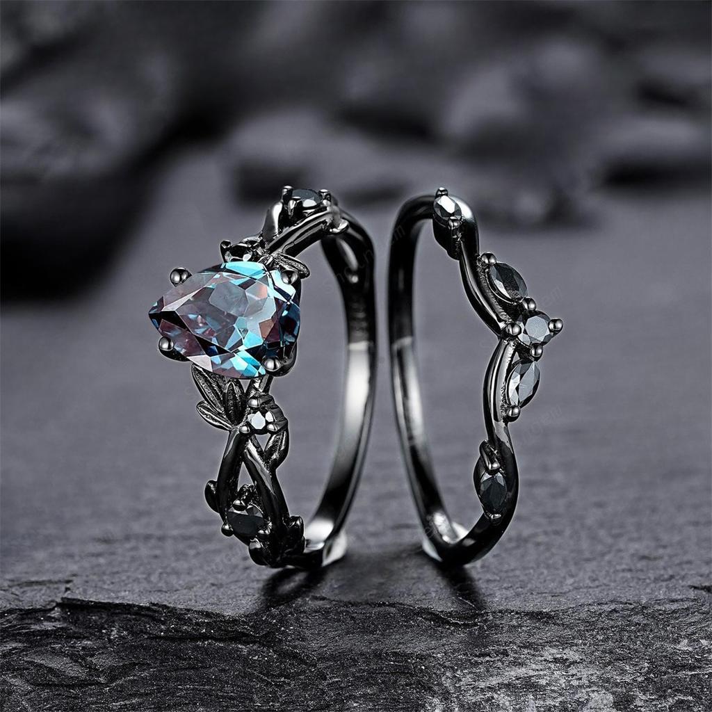 2Pcs/Set  Black Gold Color Rhinestone Zircon Rings For Women Full Crystal Rings Wedding Engagement Jewelry Gifts