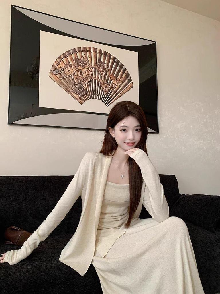 Gentle Style Women's Camisole & Cardigan Set with High-Waist Mermaid Skirt - Autumn/Winter Solid Colors