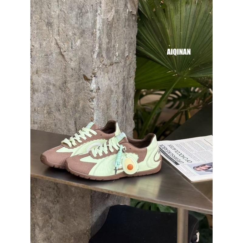 

Коричневые мужчины и женщины 40 авокадо