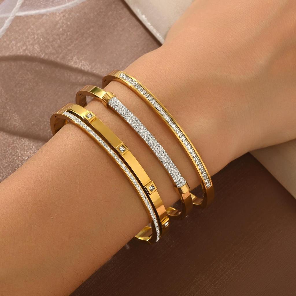 18K Stainless Steel Gold Bangles: Fashionable, Durable, and Fade-Resistant