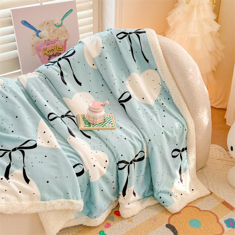Double-sided blanket class A thickened milk wool lamb wool sofa blanket office nap blanket 100x150cm 1pcs